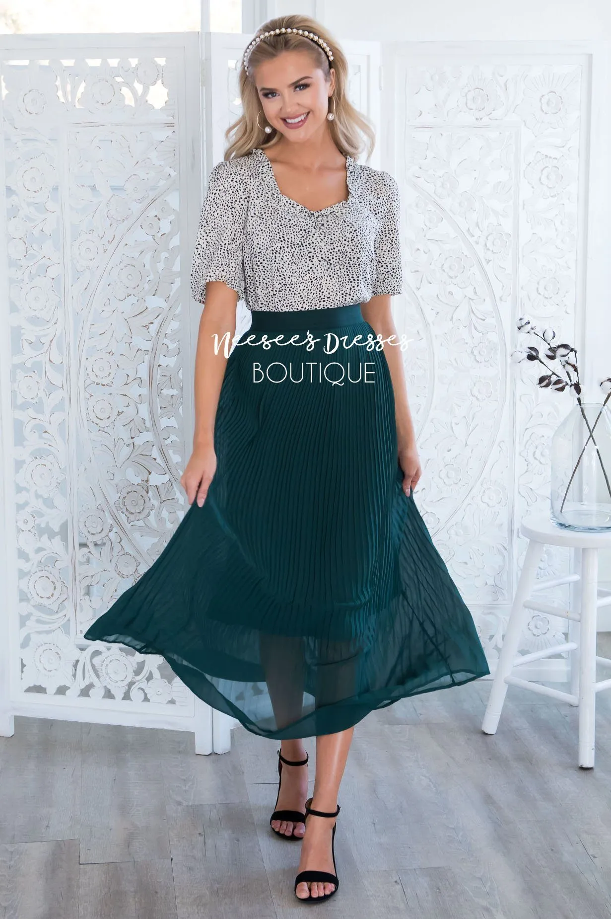 Elegance Pleat Maxi Skirt