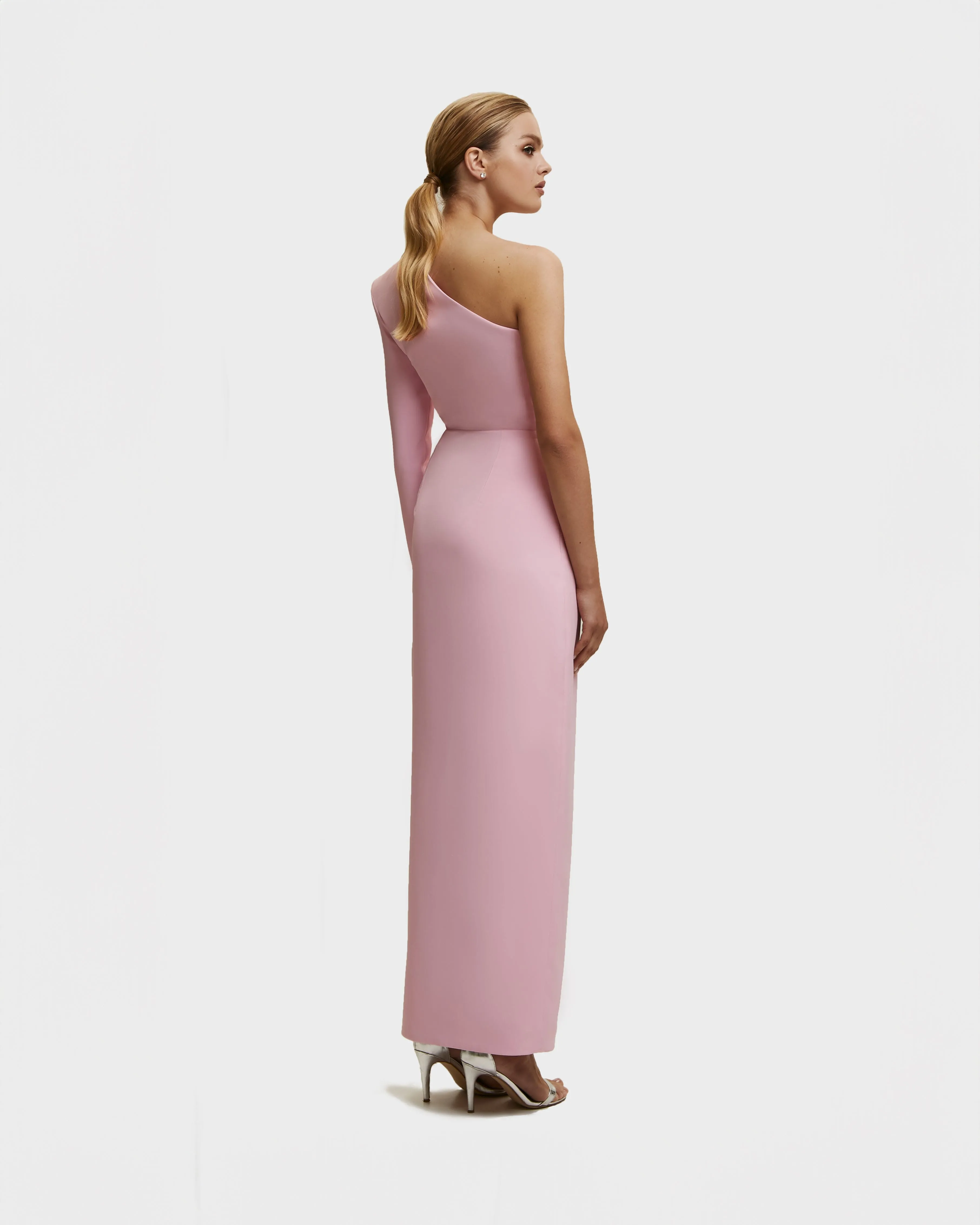 Pink Long-sleeved dress with sharp shoulder cut