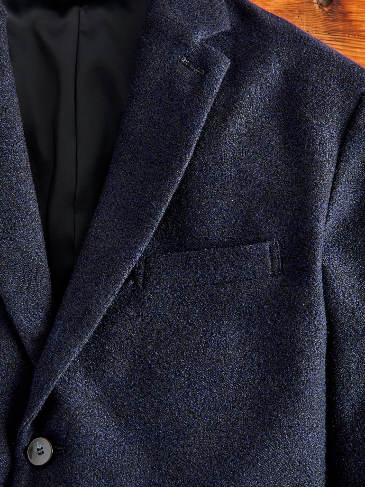 Wind Flow Jacquard 2B Jacket in Dark Navy